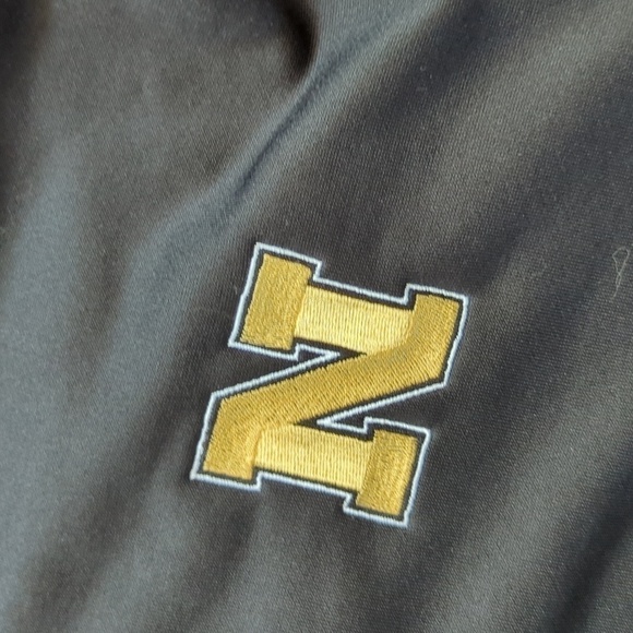 Adidas Notre Dame quarter zip long-sleeve black pullover, men's M - Picture 2 of 4